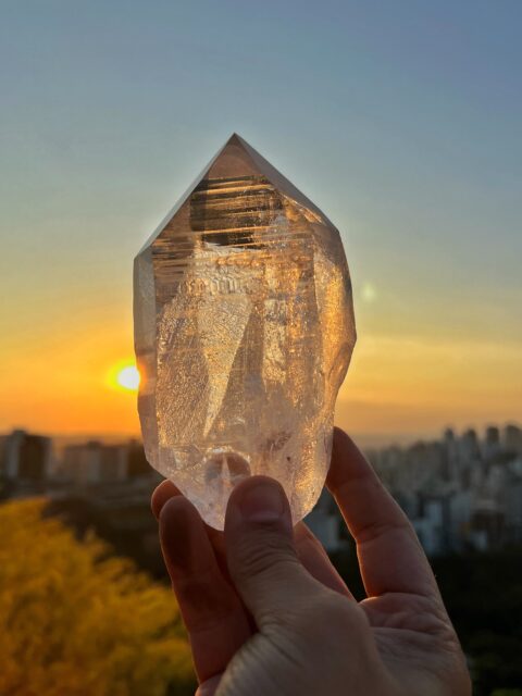 Sometimes, all we need is to relax and watch a sunset like this to remind ourselves that moving forward is always worth it.

#crystals #sunset #braziliancrystals #power #life