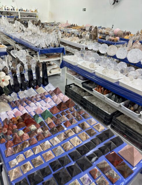 This is what passion for crystals looks like.

Every piece you see here was carefully selected to bring you the best of Brazil 🇧🇷

Whether you’re a collector or a reseller, we’ve got something special waiting for you.

✨ New lots every day
✨ Worldwide shipping

Tap into our Stories and discover your next favorite crystal.

#crystal #crystalfrombrazil #braziliancrystal #crystalforsale